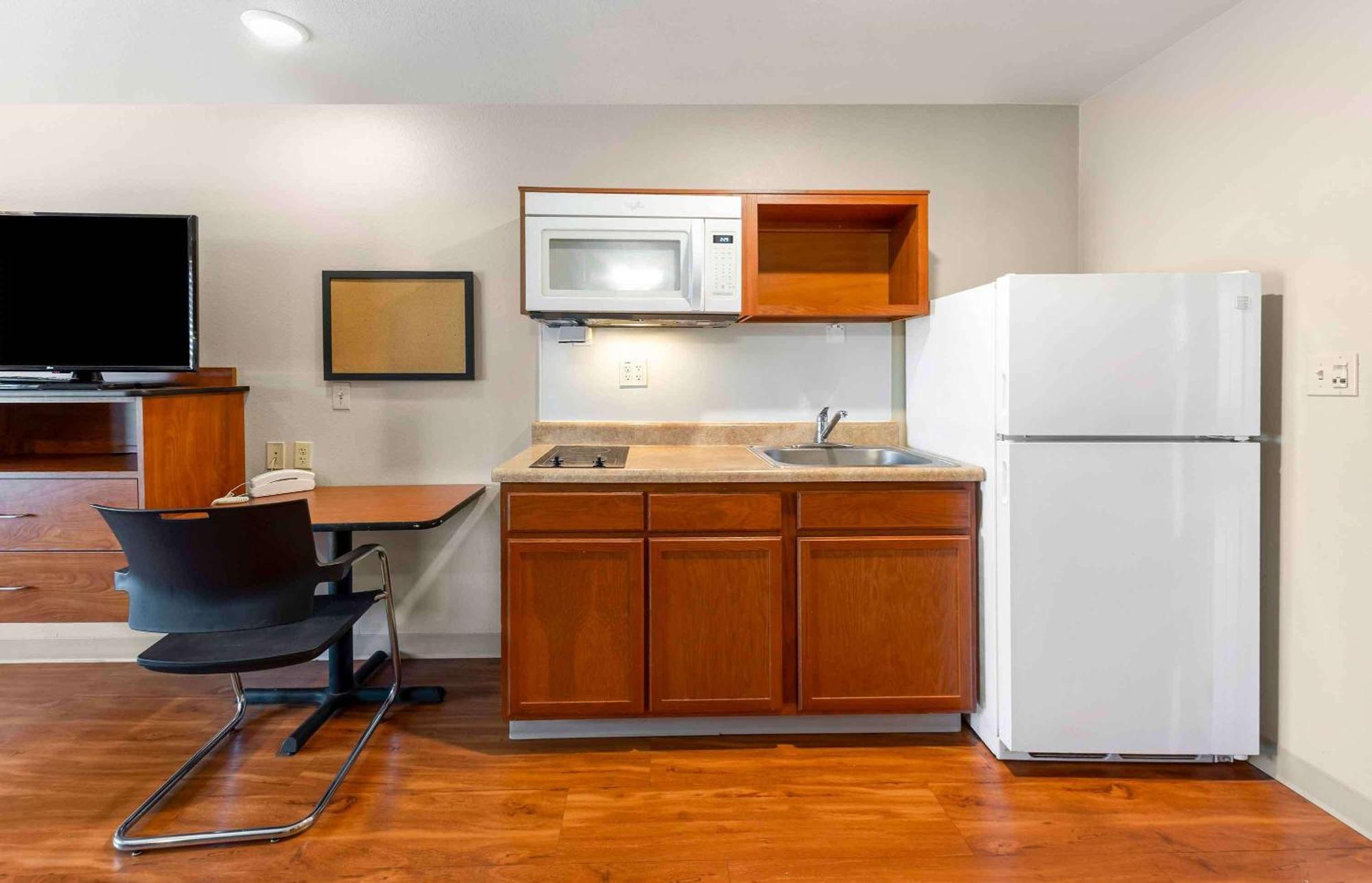 Extended Stay America Select Suites - Oklahoma City - West Buitenkant foto